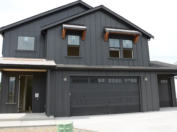 708 Legacy Way, Sedro Woolley, WA 98284