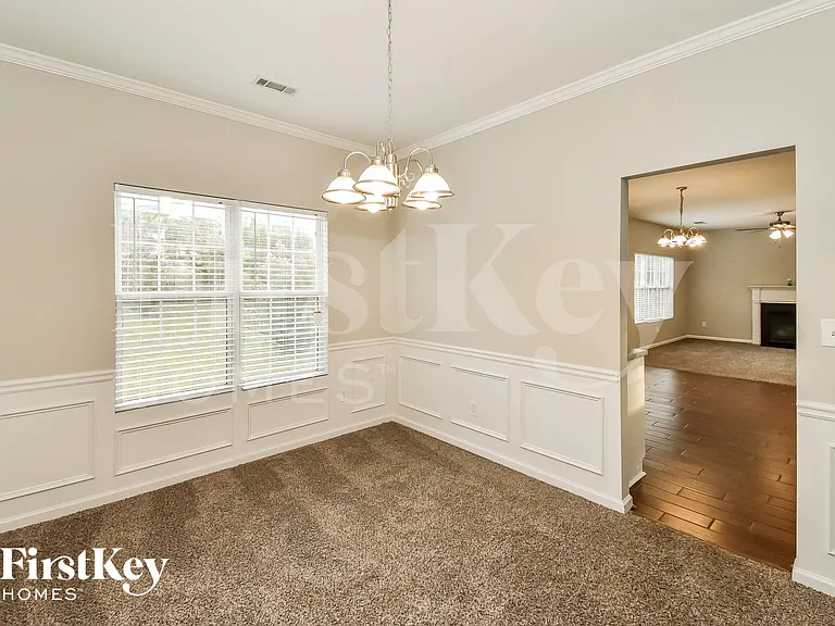 7660 Village Loop — Photo 5