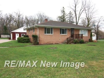 1685 S River Rd, Saginaw, MI, 48609