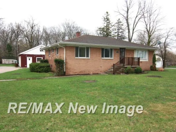 1685 S River Rd, Saginaw, MI 48609