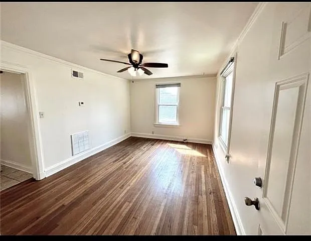 1 bed, 1.0 bath, 575 sqft, $1,200 — Photo 4