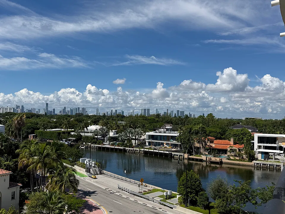 3200 Collins Ave #56