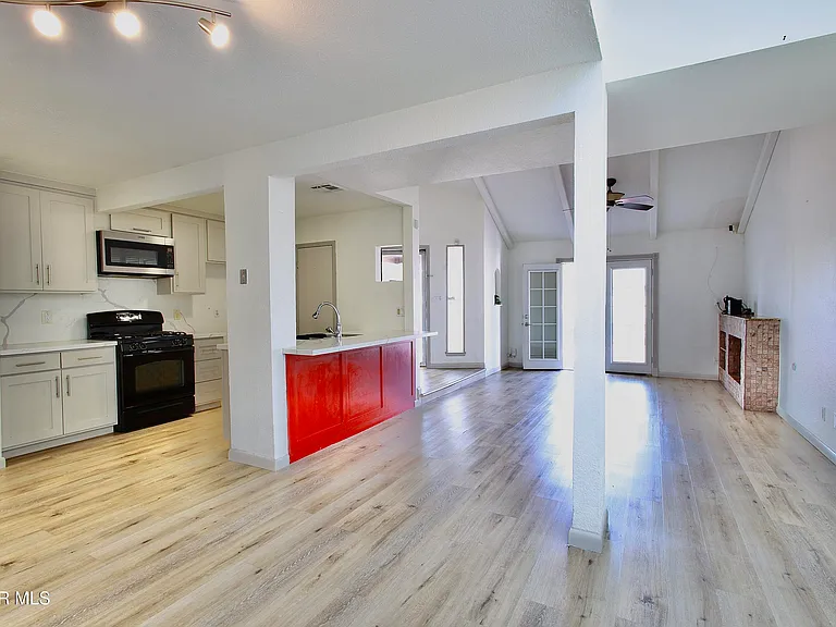 901 Tepic Dr #A — Photo 21