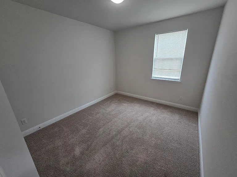 1805 Acosta Dr — Photo 17