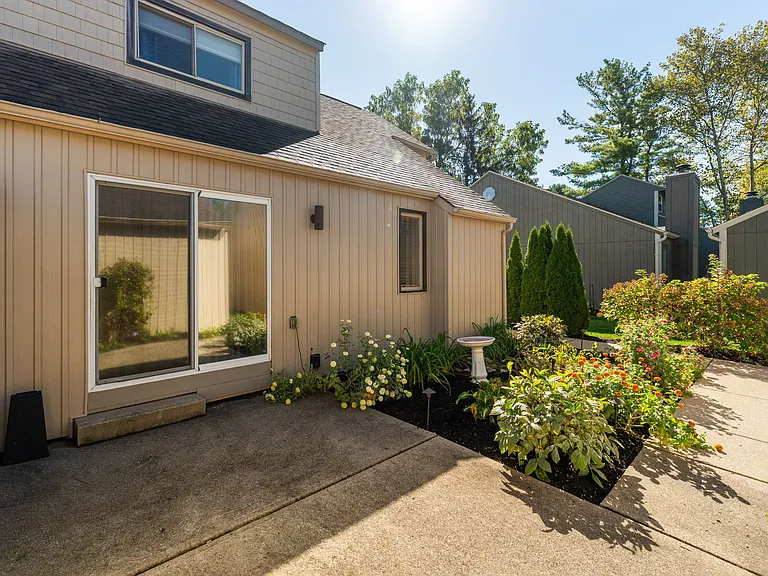 6372 Dummerston Ct — Photo 49