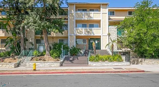 121 Sinclair Ave #107