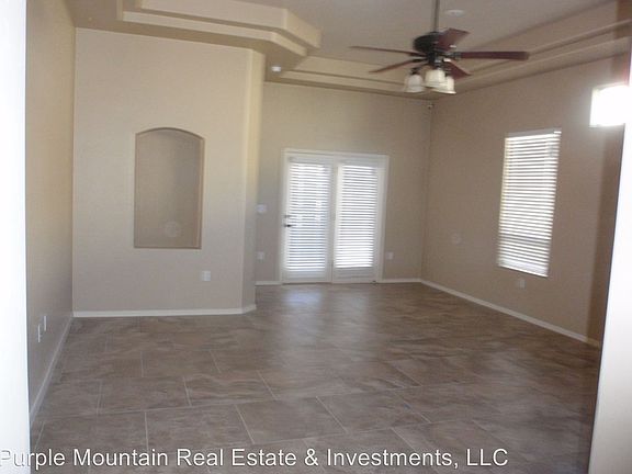 3rd image of 3621 San Clemente Ave