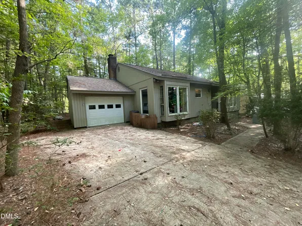 1300 W Carolina Dr, Sanford, NC 27332