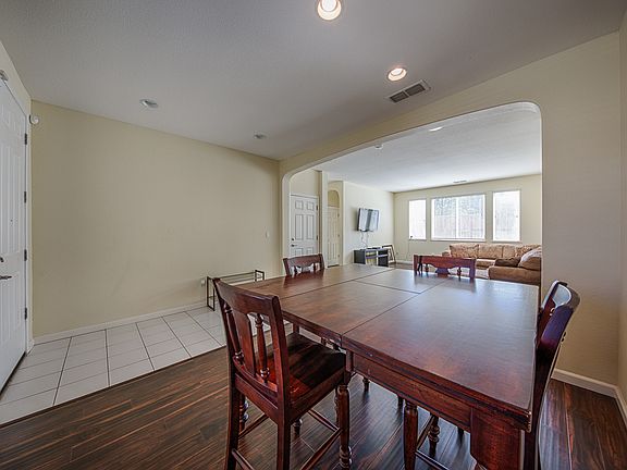 2nd image of 1422 Wood Creek Dr