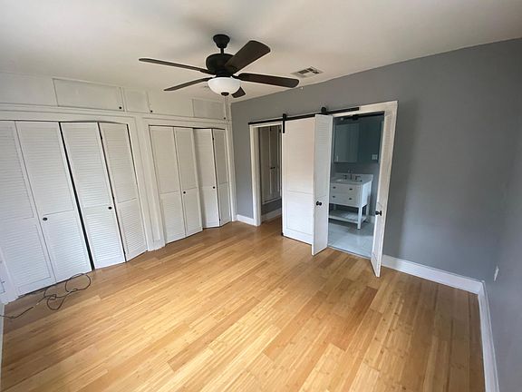 4th image of 4017 McFarland St #B