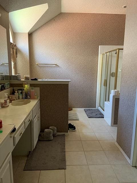 1st image of 228 Brookhaven Dr