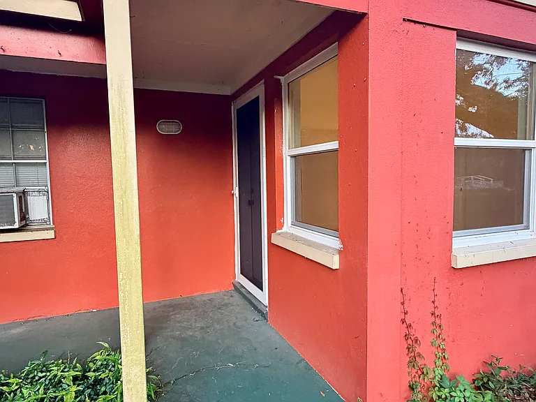 Front entrance to the unit.