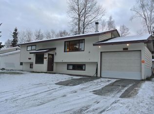 1960 Wickersham Dr, Anchorage, AK 99507