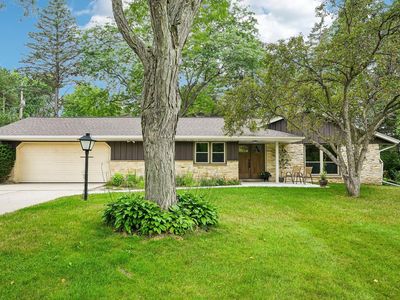 1389 Glenbrook DRIVE, Cedarburg, WI, 53012
