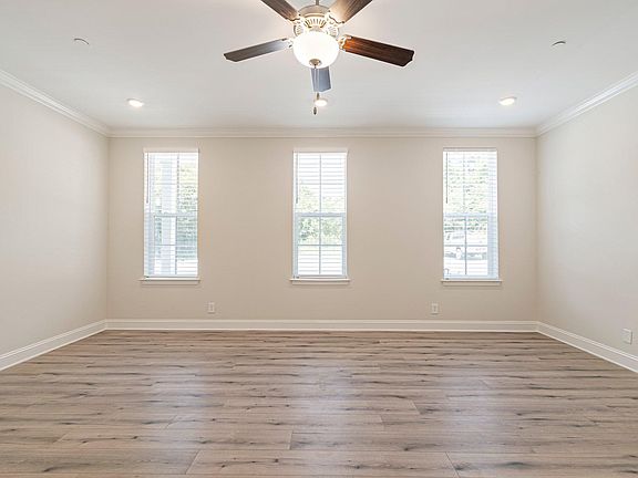 3rd image of 3107 Patcham Dr #104