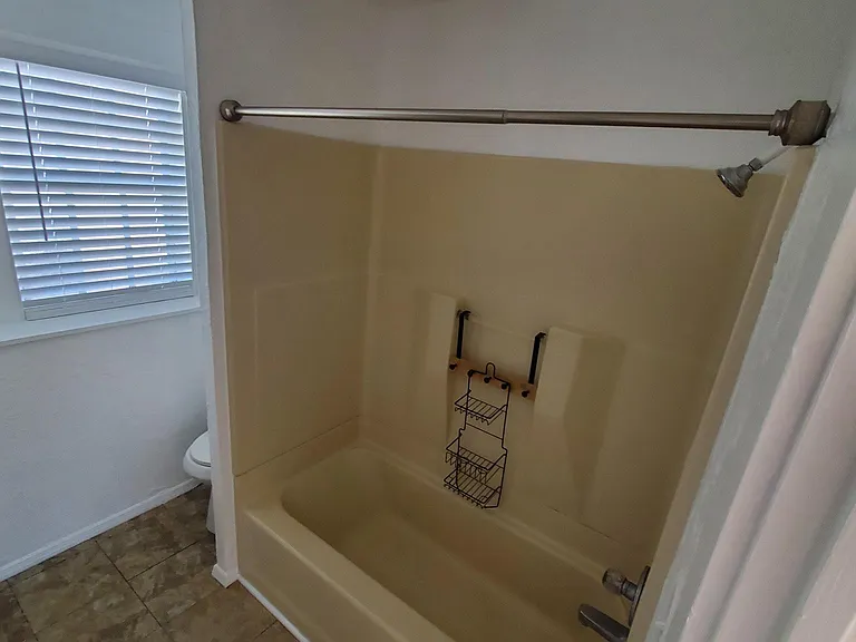 3410 Dr Martin Luther King Jr St N #B — Photo 7