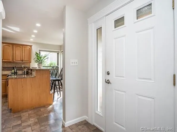 32 Clemens Court #32, Rocky Hill, CT 06067