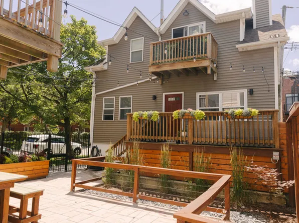 1901 W George St, Chicago, IL 60657