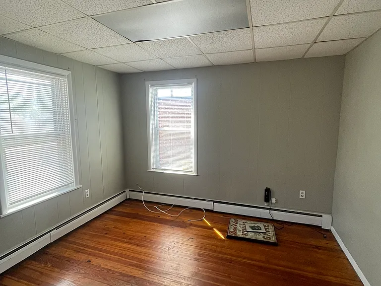 400 Smithfield Ave #1 — Photo 6