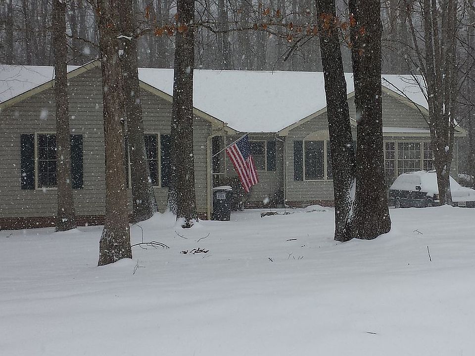 1st image of 604 Stonewall Ln