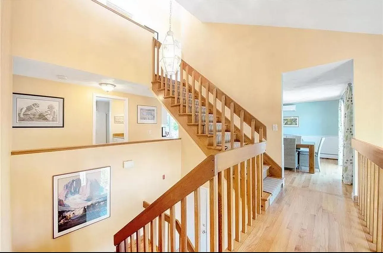 4 bed, 1986 sqft, $5,000 — Photo 2
