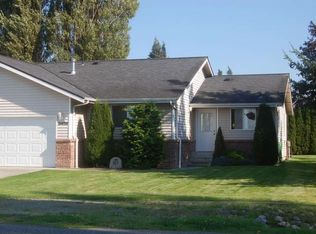 15475 Cottonwood Ln #B, Mount Vernon, WA 98273