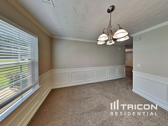 3rd image of 11247 Conner Ct
