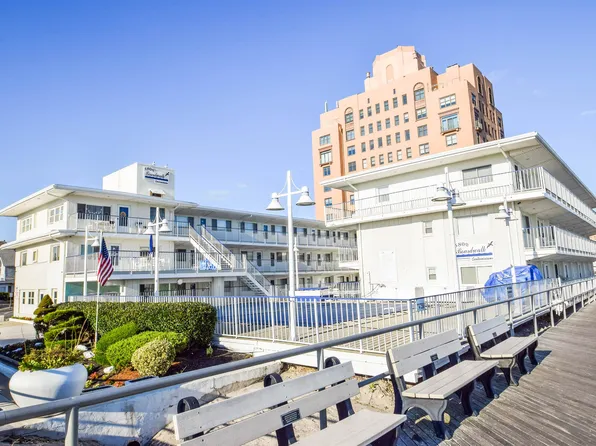 111 S Dudley Ave APT 210, Ventnor, NJ 08406