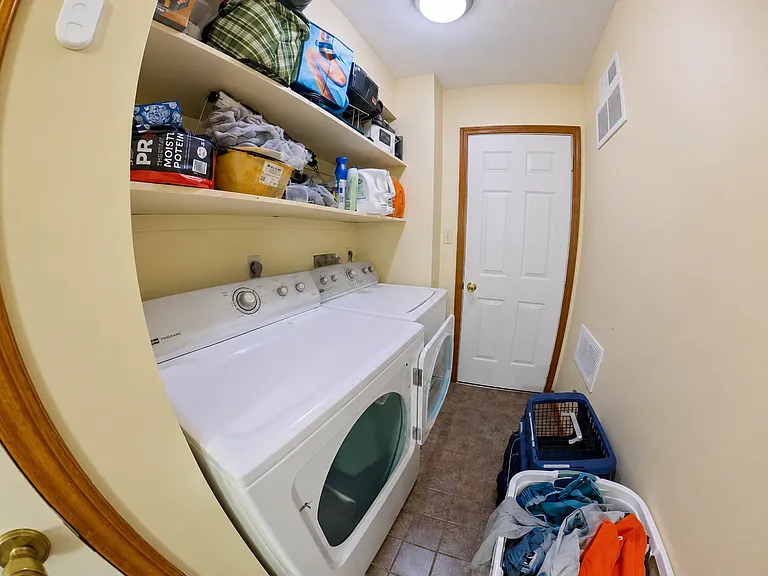 317 Orchard Cir — Photo 5