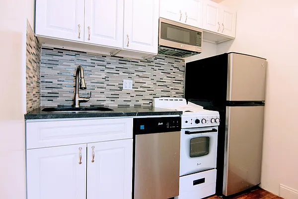 Rented by GPA Realty | media 17