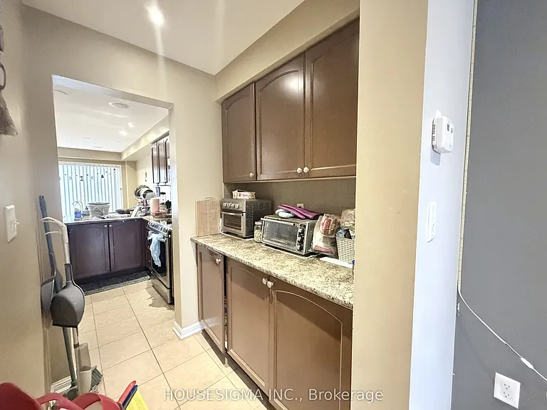 92 Lathbury St — Photo 8