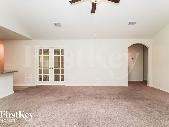 5th image of 22027 Ellison Dr
