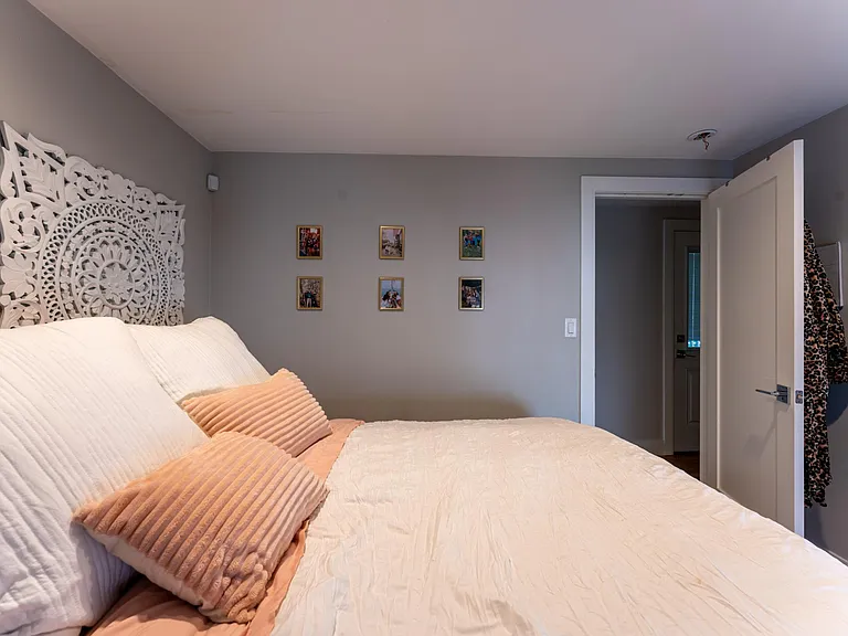 42 Saint Martin St #1 — Photo 12