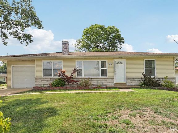 2nd image of 2533 Banister Dr