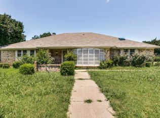 7450 Coachwood Cir, Fort Worth, TX 76133