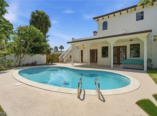 1358 Hopedale Dr, Fort Myers, FL 33919