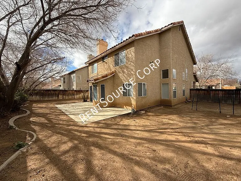 42456 Coronet Ct — Photo 28