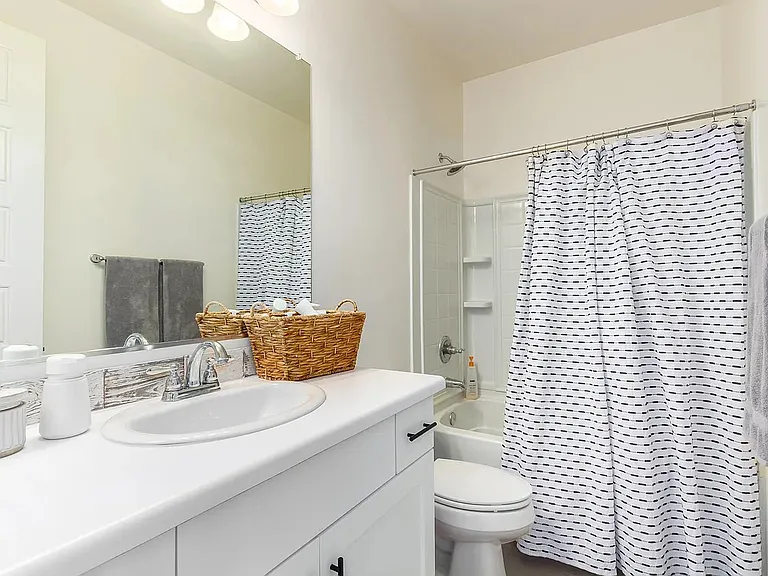 9824 S 3rd Ave — Photo 3