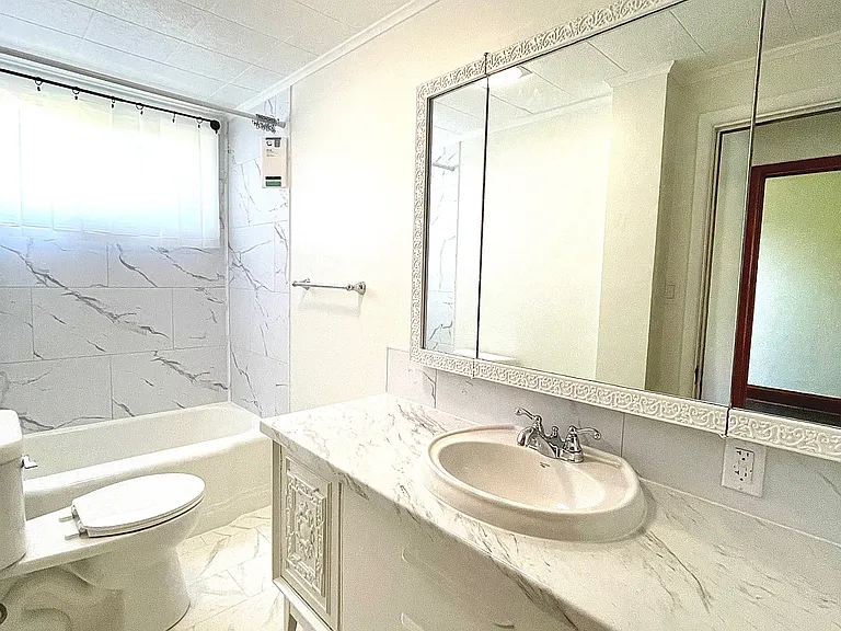1016 Stephenson Ave #1 — Photo 6