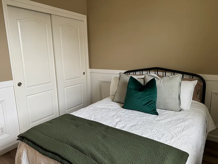 4094 W Fig Tree Ln — Photo 17