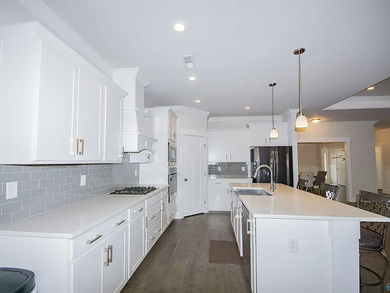 100 Bartram Way — Photo 10