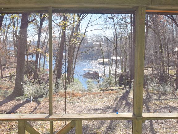 Image 3: View
