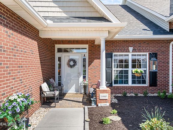 3rd image of 1669 Wisteria View Way