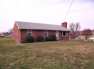 4320 Cove Rd NW, Roanoke, VA 24017