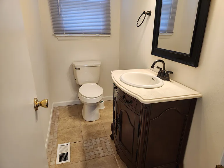 4 Oriole Dr — Photo 12