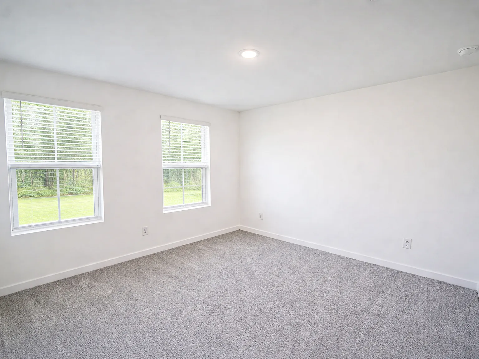 GA SAV 154 Kingswood Circle - 1 — Photo 1