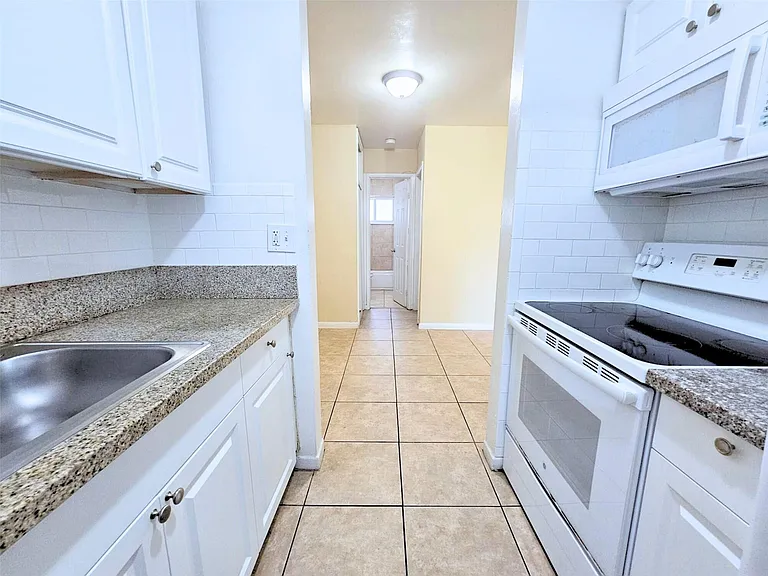 3741 SW 1st St #11 — Photo 5