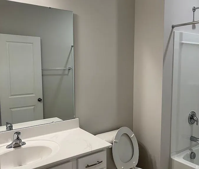 2822 Saltaire Ave — Photo 27