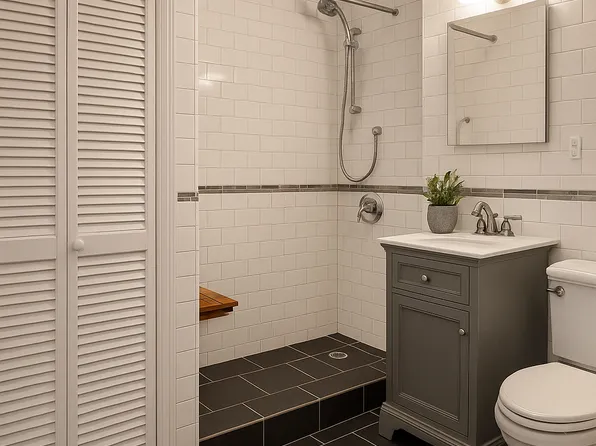 350 Bleecker Street image 3 of 7