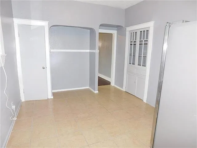 1342 Alvar St — Photo 7
